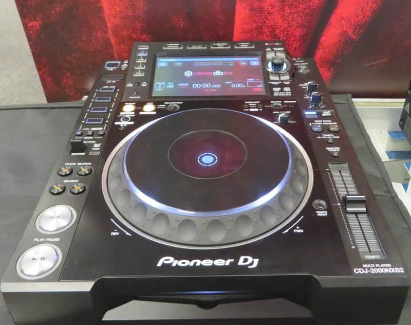 Pioneer CDJ-2000NXS2 image 1