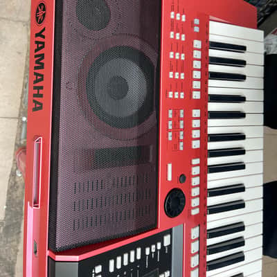 Yamaha PSR-S910 61-Key Arranger Workstation 2010s - Pink image 7