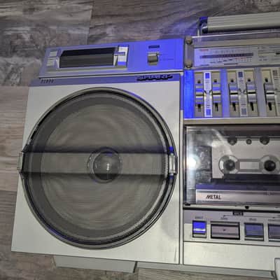 Sharp GF-575z - Boom box! image 3