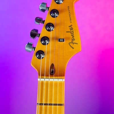 Fender American Ultra II Stratocaster HSS with Maple Fretboard 2024 - Solar Flare image 10