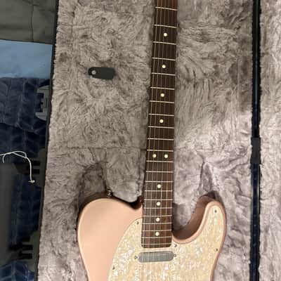 Fender Limited Edition American Professional Telecaster with Rosewood Neck 2020 Rose Gold image 4