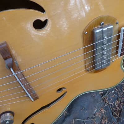 Harmony H65 Archtop 1959 Natural w/Case image 7