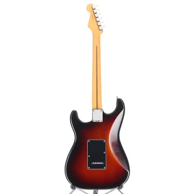 Fender Certified Pre-Owned American Professional Classic Stratocaster, Maple Fingerboard, 3-Color Sunburst (S12) (98273) image 6