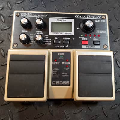 Boss DD-20 Giga Delay | Reverb Canada