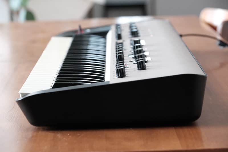 Korg KingKORG 61-Key Analog Modeling Synthesizer image 1