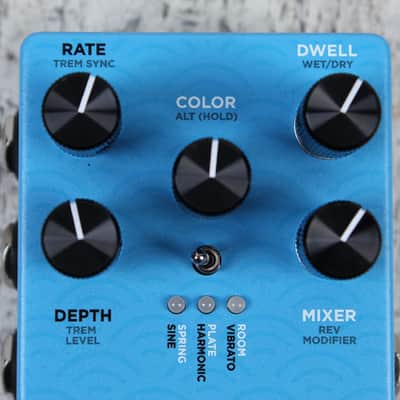 Keeley Hydra Stereo Reverb and Tremolo Pedal Electric Guitar Effects Pedal image 3