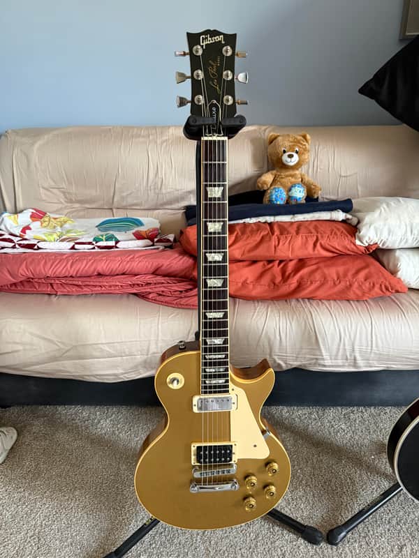 Gibson Les Paul Deluxe 1980 Goldtop image 1
