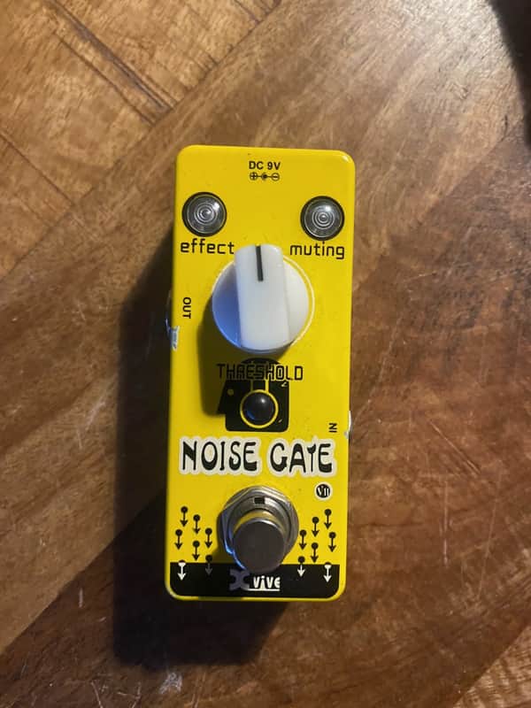 Xvive V11 Noise Gate pedal 2015 - Yellow image 1
