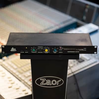 dbx 160XT Compressor / Limiter 2000s - Black image 3
