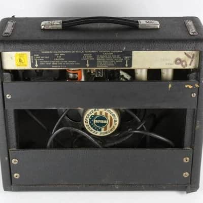 1981-1982-1983 Vintage Fender Vibro Champ Tube Combo Amp Blackface USA 1980s image 6