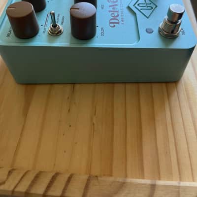 Universal Audio Del-Verb Ambience Companion 2023 - Present - Seafoam Green image 5