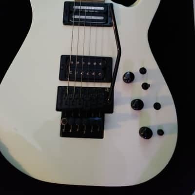 Kramer Sustainer White image 1