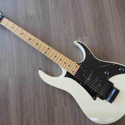 Ibanez RG 550 1990 White -Rare Color- image 1
