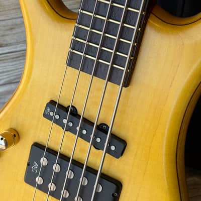 2006 Warwick Corvette FNA Jazzman 5 String with Bag - Honey Violin Oil image 6