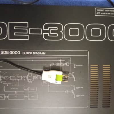 Roland SDE-3000 Digital Delay 1983 - 1994 - Black image 3