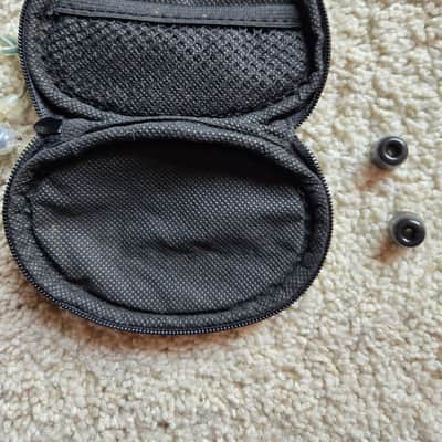 Shure SE425 CL Dual Driver Sound Isolating Earphones image 5