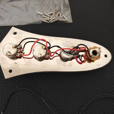 Squier Classic Vibe 60s Jazz Bass Parts image 2