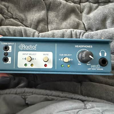 Radial Backtrack Stereo Audio Switcher 2010s - Blue | Reverb