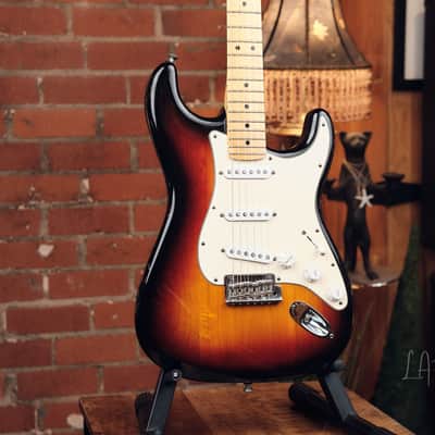 2008 Fender American Standard Stratocaster - Great American Strat! image 3