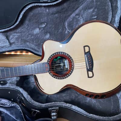 Merida Sadhu cutaway solid Spruce/ rosewood Acoustic guitar with hardcase image 10