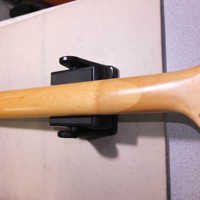 Samick Artist Fretless 5 string Black gloss image 12