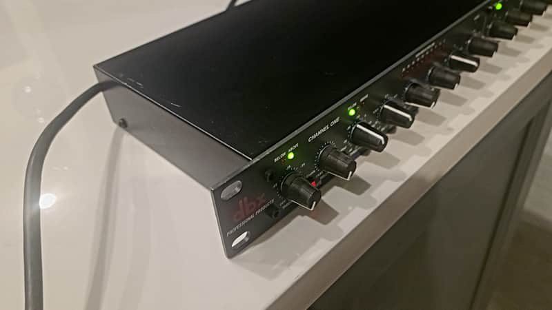 dbx 166XL Stereo Compressor / Limiter / Gate 2000s - Black | Reverb