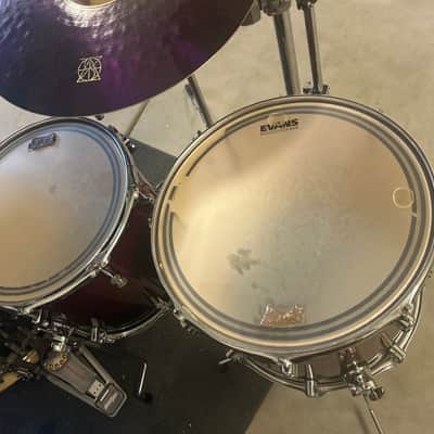PDP PDCM2217RB Concept Maple Series 7x8/8x10/9x12/12x14/14x16/18x22/5.5x14" 7pc Shell Pack with Chrome Hardware 2010s - Red to Black Sparkle Fade image 3