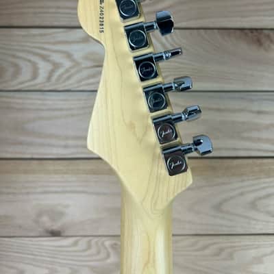 Fender 50th Anniversary Stratocaster 2004 - 2-Tone Sunburst image 9