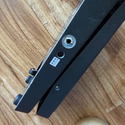 Dunlop GCB95 Cry Baby Standard Wah Pedal - Black image 3