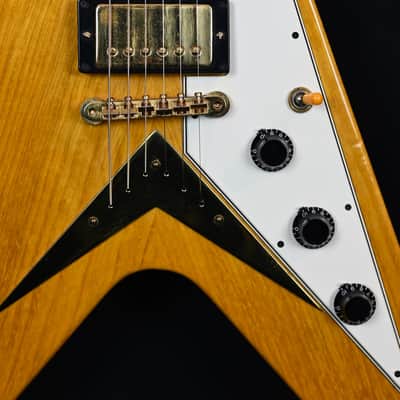 Gibson Custom Shop '59 Reissue Korina Flying V from 2003 in Natural with orinigal hardcase image 5