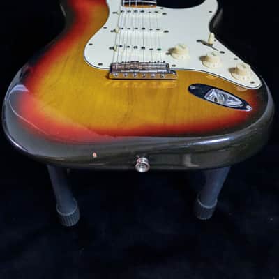 Vintage 70s Fender Stratocaster - Sunburst - USA - 1973 image 10