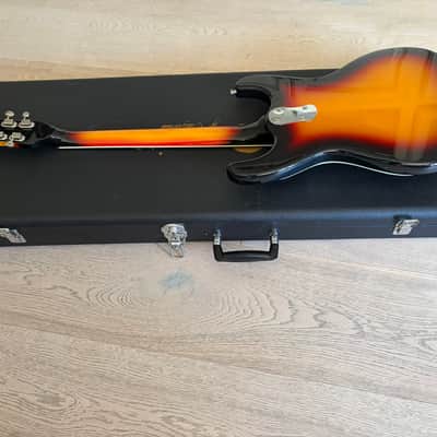 Mosrite Of California The Ventures Sunburst Vibramute Tremolo Japan OHSC MIJ image 23