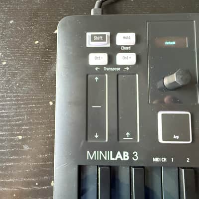 Arturia MiniLab MKIII 25-Key MIDI Controller 2022 - Present - Deep Black image 2