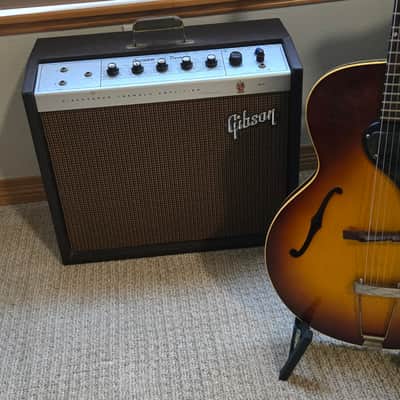 Near Mint Gibson GA-8T Discoverer Tremelo Amp-READ image 11