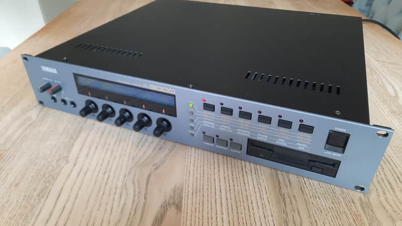 Yamaha A3000 Professional Sampler - Serviced image 1