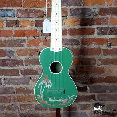 Harmony "Island Stencil" American Made RARE Soprano Ukelele (1950s, Green) image 2