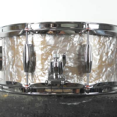Standard Drum Co 6x13 Gold Dust Pearl Mahogany Snare Drum image 3