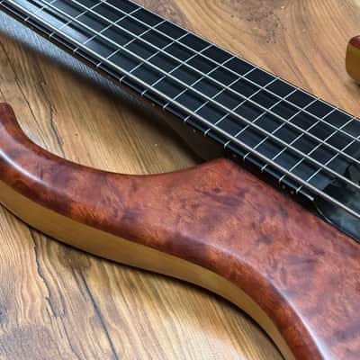Modulus Quantum 5-35  Fretless - Bubinga image 9
