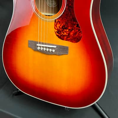 Guild D-140 Dreadnought Acoustic Guitar Cherry Sunburst Finish image 4