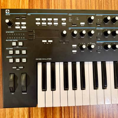 Novation Summit 61-Key 16-Voice Synthesizer 2019 - Present - Black image 5