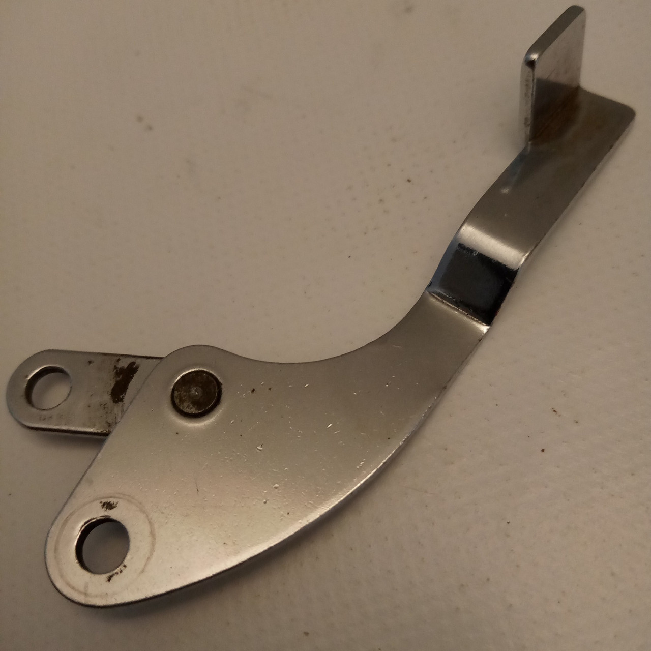 Ludwig P85/P83 Throw-Off Strainer Lever Snare Drum Arm+Link Vintage 70s Hardware — main photograph