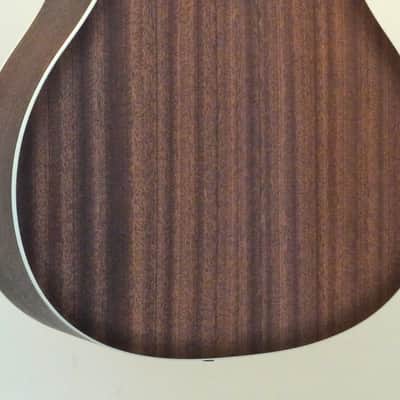 Alvarez Regent Series RF26 Folk/OM Acoustic Guitar with Gig Bag image 8