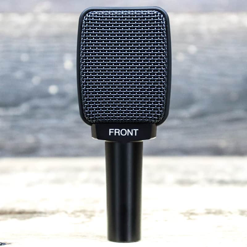 Sennheiser e906 Supercardioid Dynamic Instrument Microphone