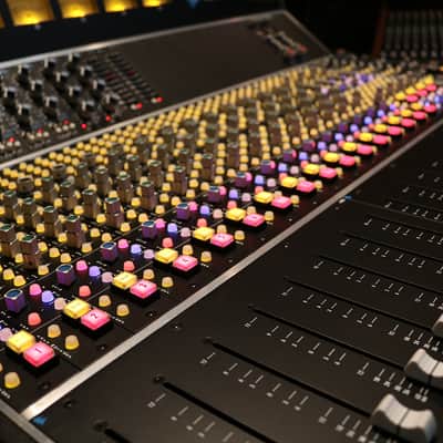 API 1608 Analog Recording Console image 6