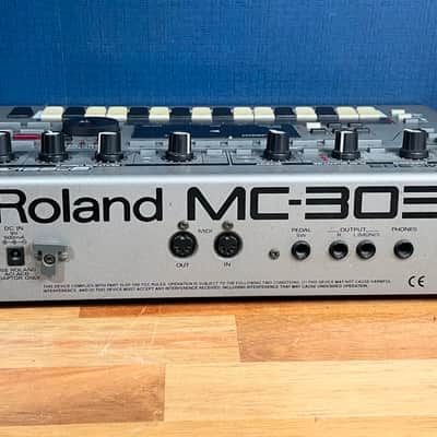 Roland MC-303 Groovebox - Silver image 4