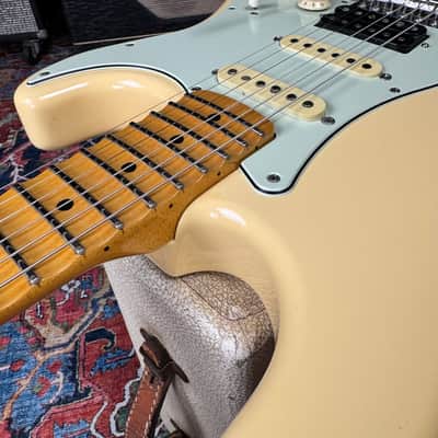 *Video* Yngwie Malmsteen Signature Stratocaster *Yngwie Signature* 1999-2000 Fender ST-71 140YM CIJ image 17