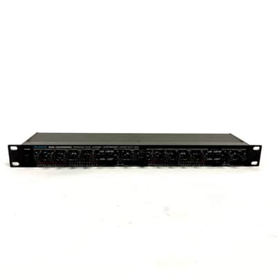Used Alesis 3630 Compressor image 2