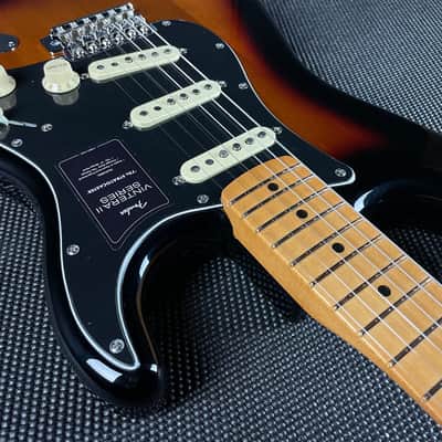 Fender Vintera II '70s Stratocaster, Maple Fingerboard- 3-Color Sunburst (MX23078543) image 4