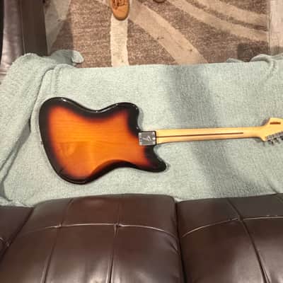Fender Player Jazzmaster HH with Pau Ferro Fretboard 2018 - Present 3-Color Sunburst image 4