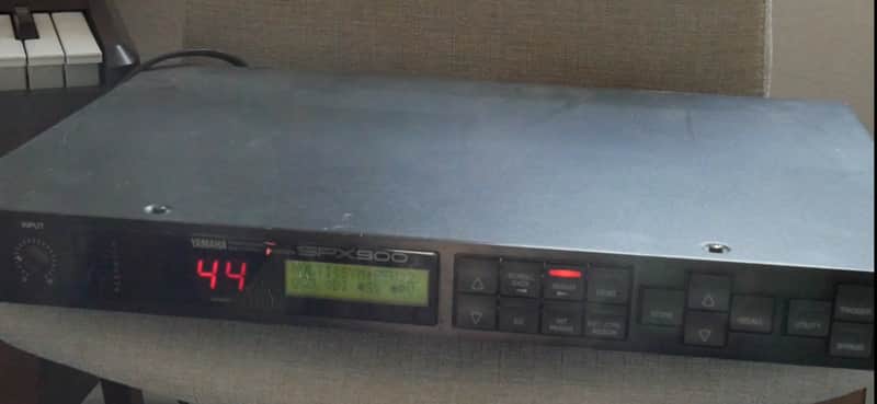 Yamaha SPX900 Professional Multi-Effect Processor | Reverb